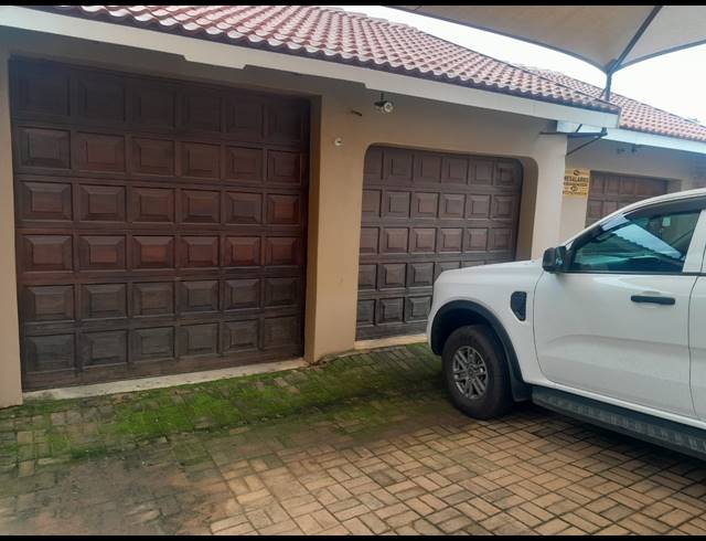 3 BEDROOM HOUSE FOR SALE IN SAFARI GARDENS
